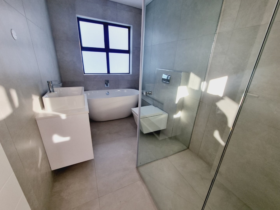 4 Bedroom Property for Sale in Sandown Western Cape